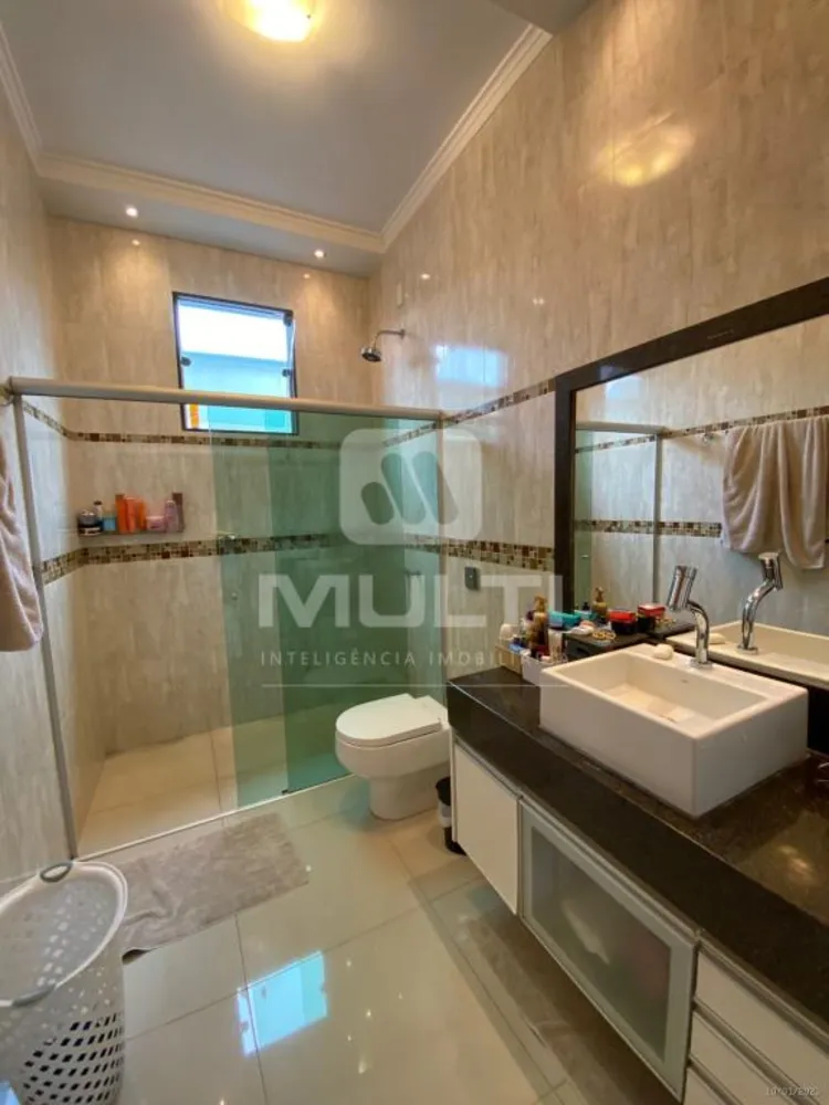 Casa, 3 quartos, 220 m² - Foto 6