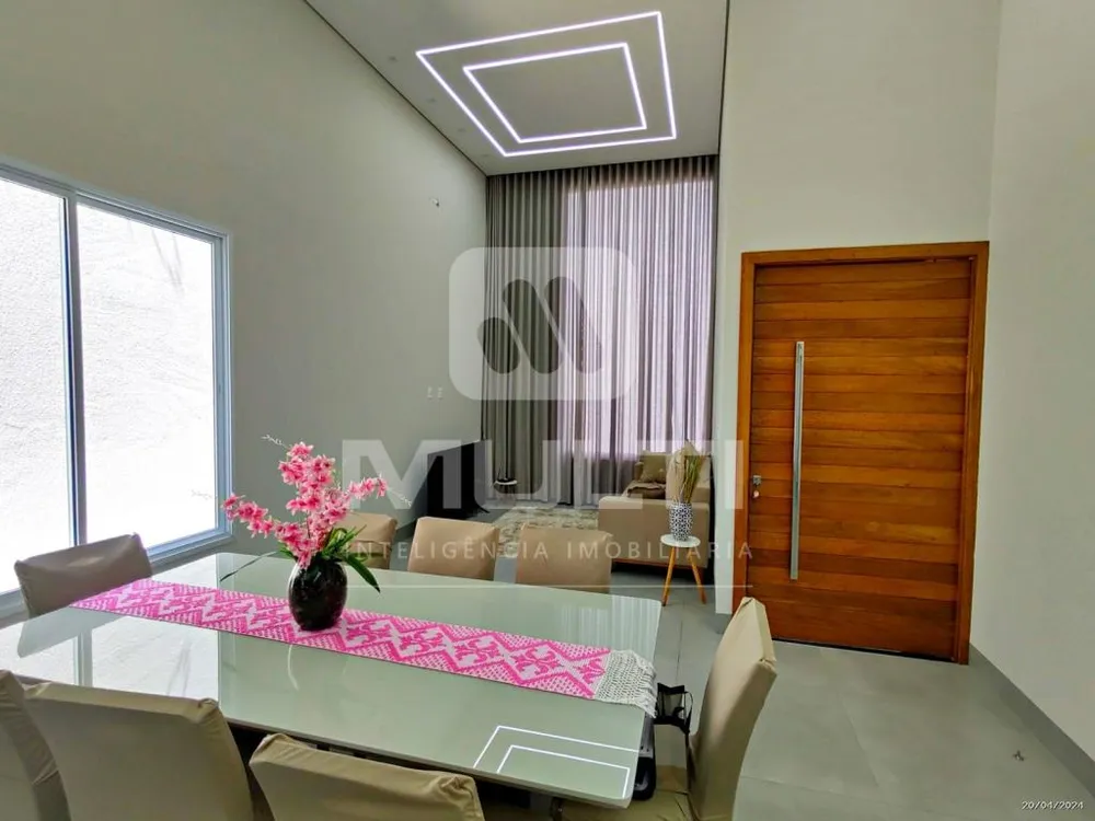 Casa, 3 quartos, 230 m² - Foto 3