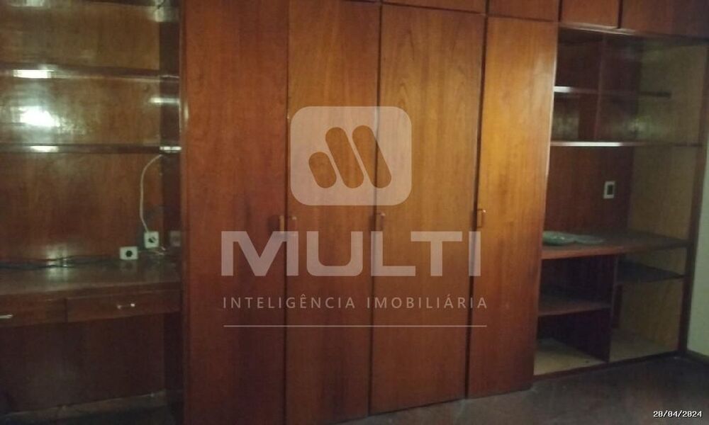 Apartamento, 4 quartos, 225 m² - Foto 1