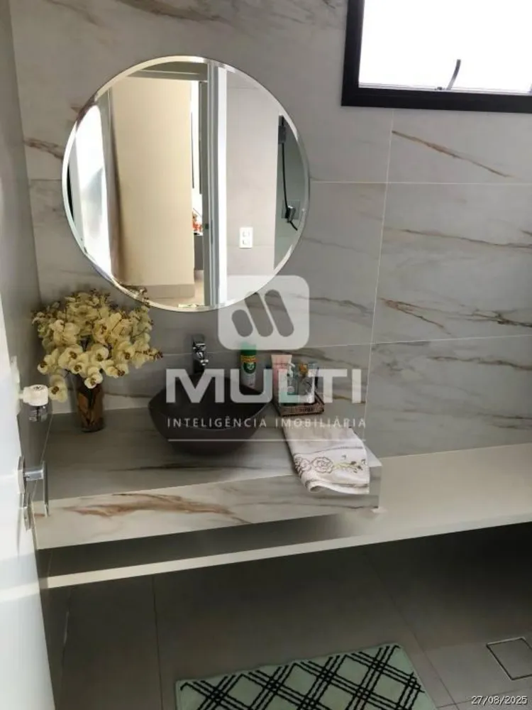 Casa, 3 quartos, 286 m² - Foto 1