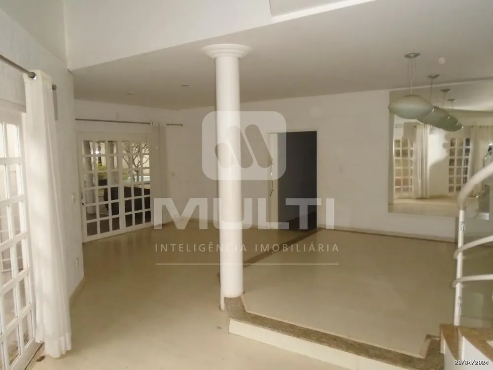Casa, 4 quartos, 351 m² - Foto 4