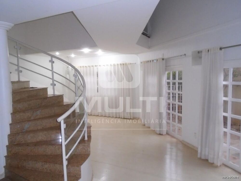 Casa, 4 quartos, 351 m² - Foto 19