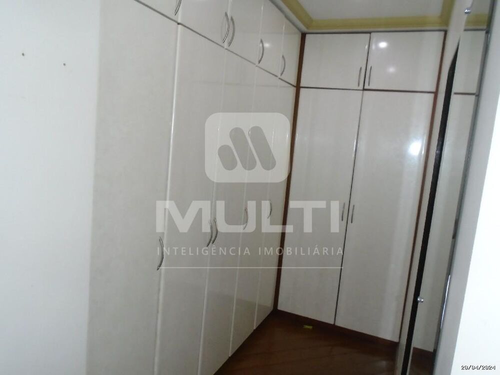 Casa, 4 quartos, 351 m² - Foto 21