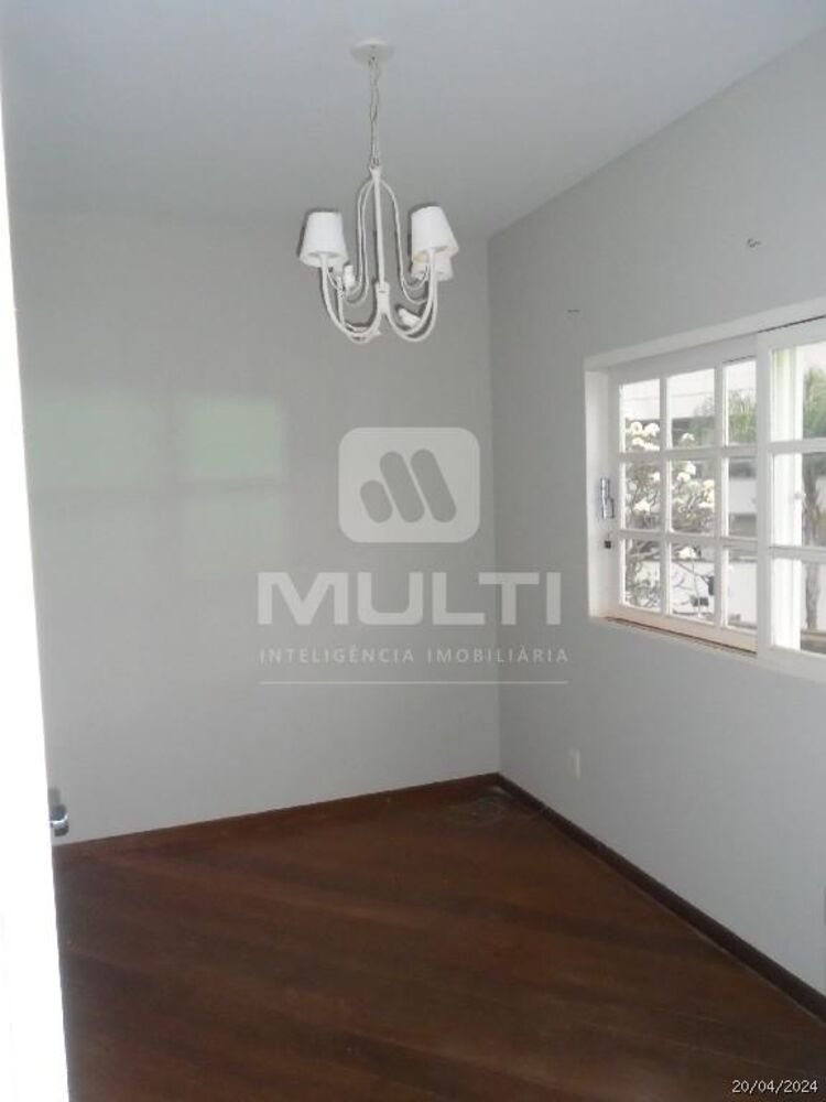 Casa, 4 quartos, 351 m² - Foto 9