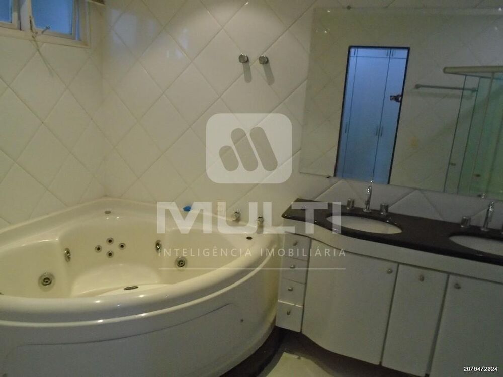 Casa, 4 quartos, 351 m² - Foto 17