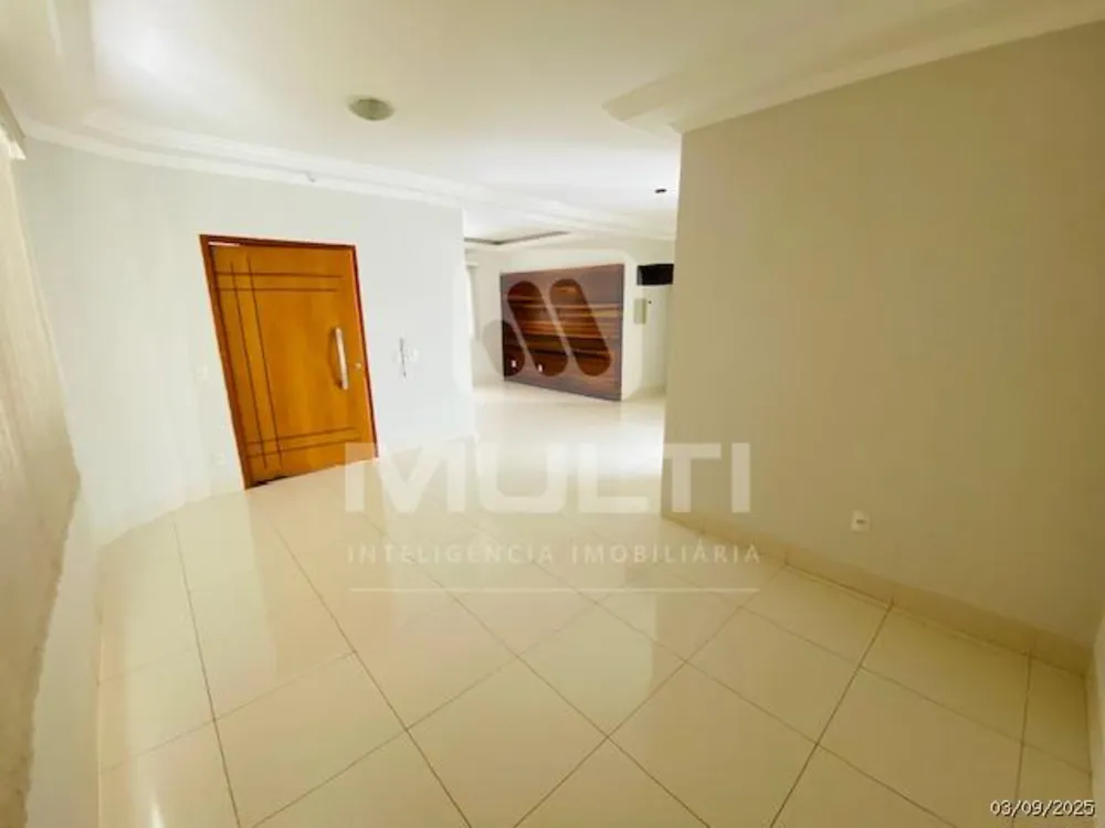 Casa, 3 quartos, 170 m² - Foto 2