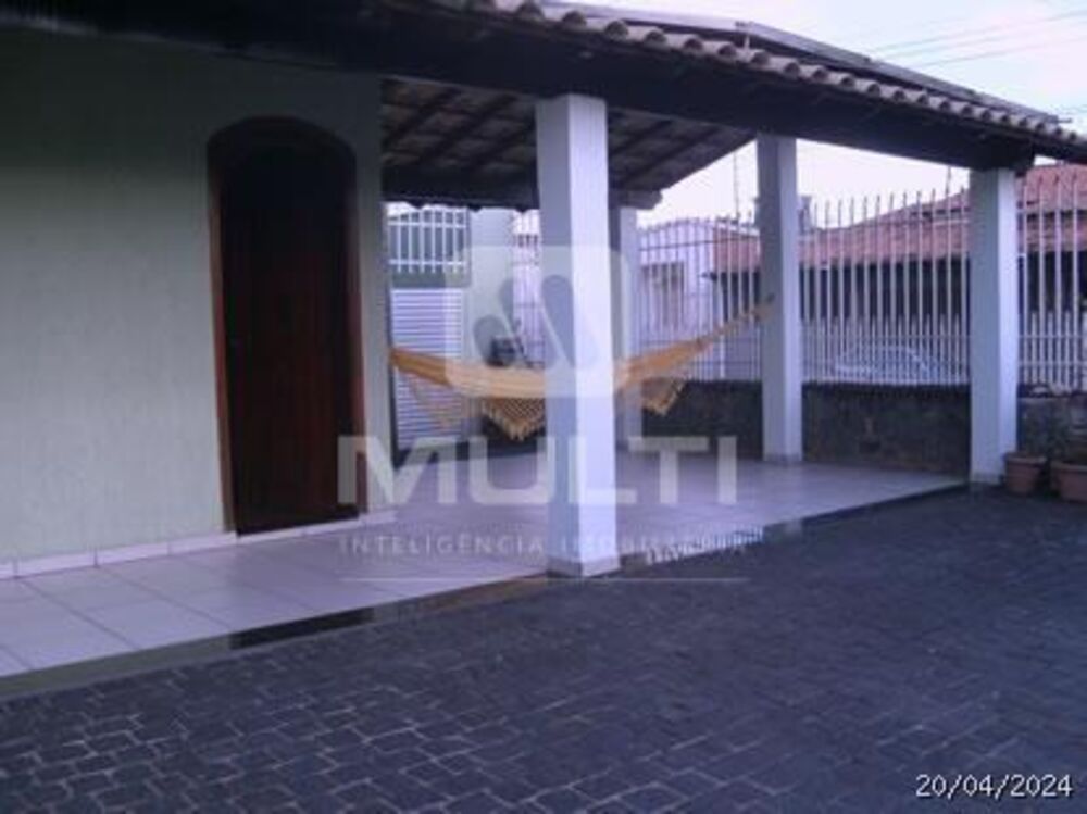 Casa, 3 quartos, 220 m² - Foto 3