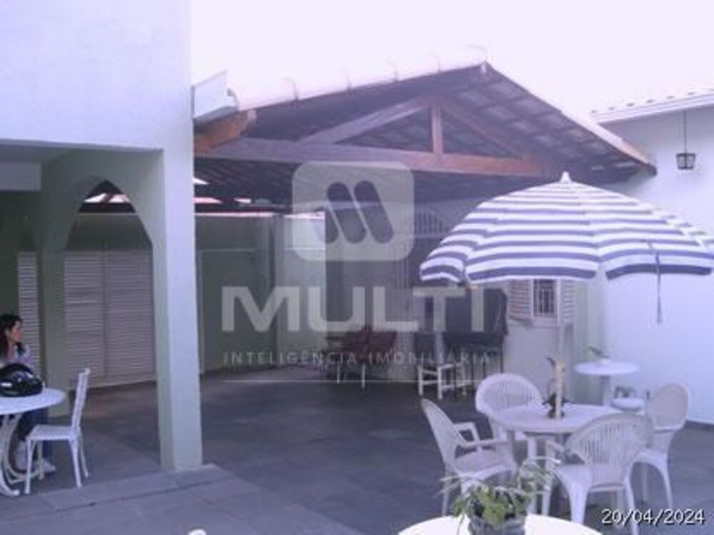 Casa, 3 quartos, 220 m² - Foto 4