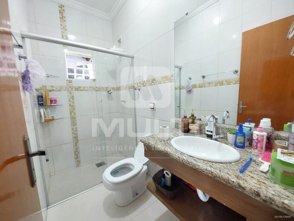 Casa, 3 quartos, 170 m² - Foto 1