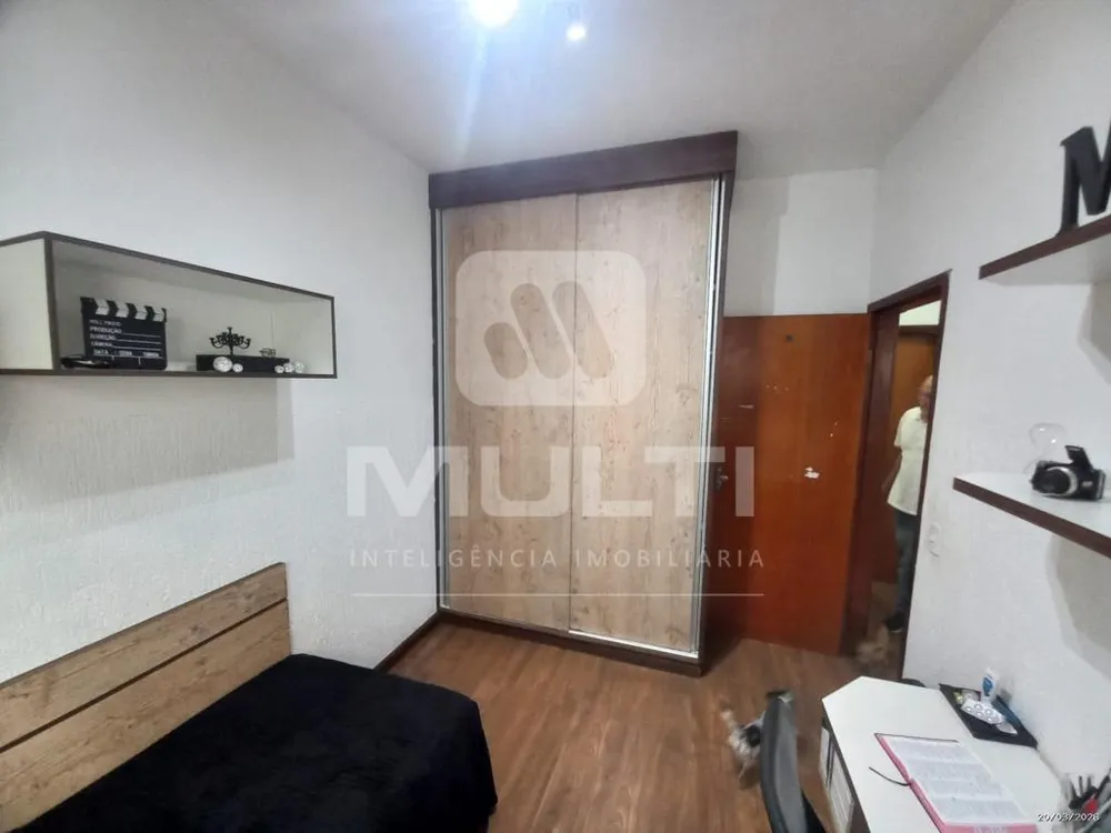 Casa, 3 quartos, 230 m² - Foto 4