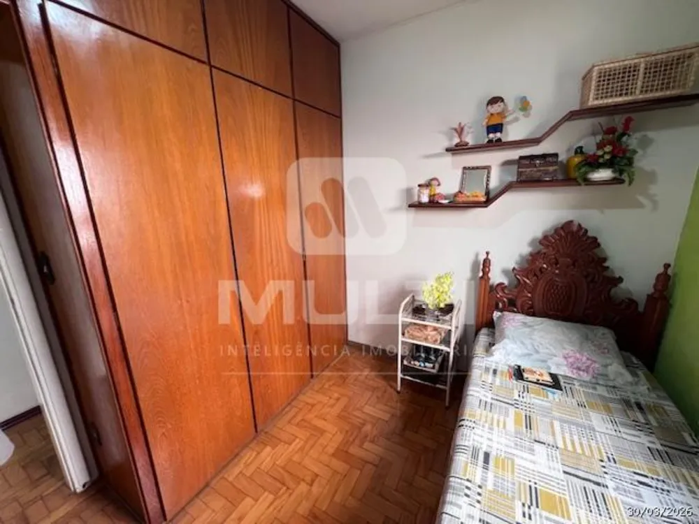 Casa, 3 quartos, 244 m² - Foto 3