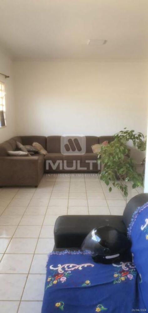 Casa à venda com 5 quartos, 200m² - Foto 12