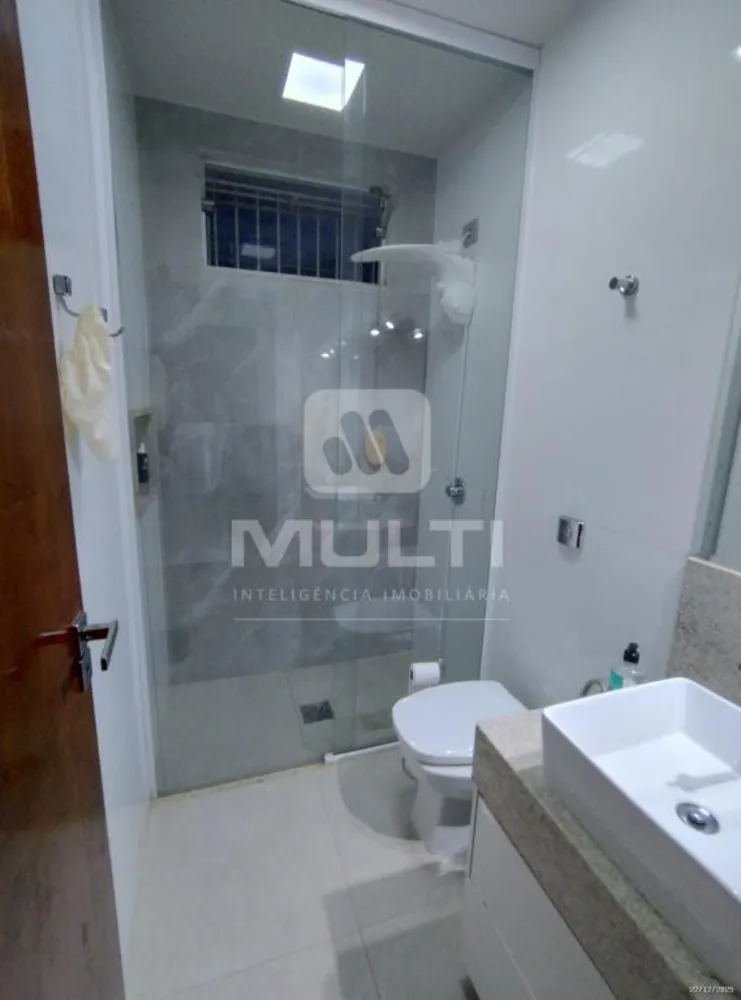 Casa, 3 quartos, 242 m² - Foto 6