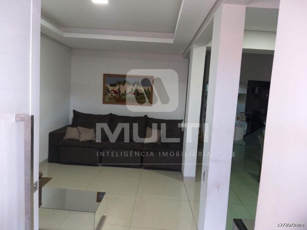 Casa, 4 quartos, 247 m² - Foto 3