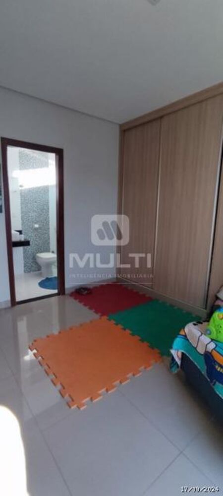 Casa, 4 quartos, 247 m² - Foto 10