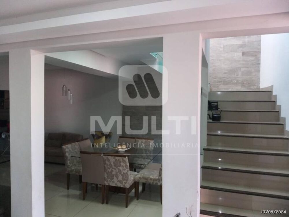 Casa, 4 quartos, 247 m² - Foto 7