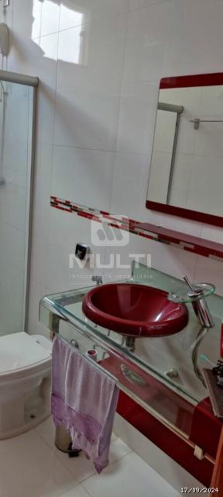 Casa, 4 quartos, 247 m² - Foto 9