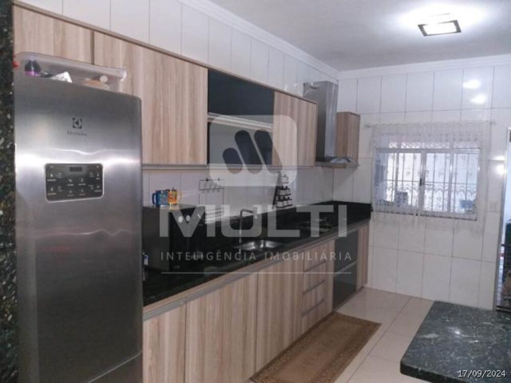 Casa, 4 quartos, 247 m² - Foto 4