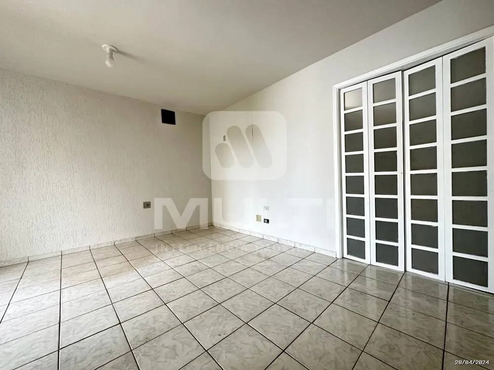 Casa, 2 quartos, 420 m² - Foto 25