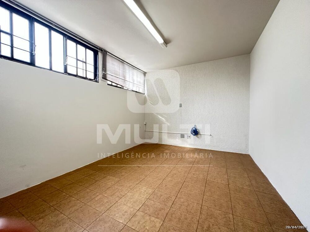 Casa, 2 quartos, 420 m² - Foto 17