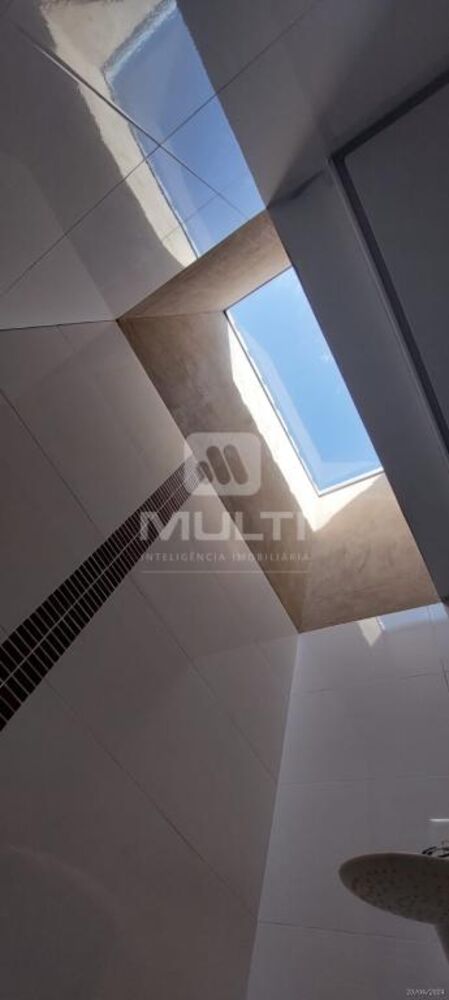 Casa à venda com 4 quartos, 440m² - Foto 10