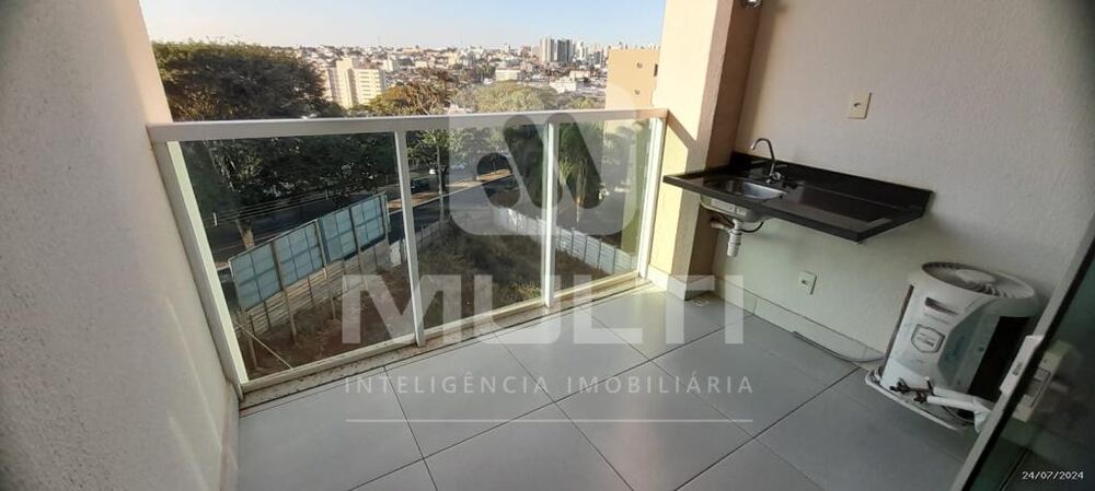 Apartamento à venda com 3 quartos, 84m² - Foto 3