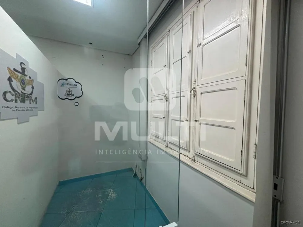 Casa, 4 quartos, 400 m² - Foto 6