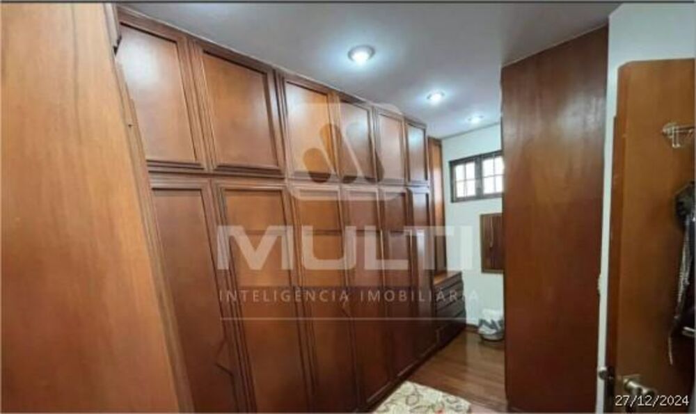Casa, 4 quartos, 367 m² - Foto 24