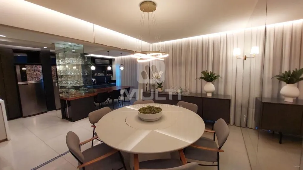 Apartamento, 3 quartos, 114 m² - Foto 1