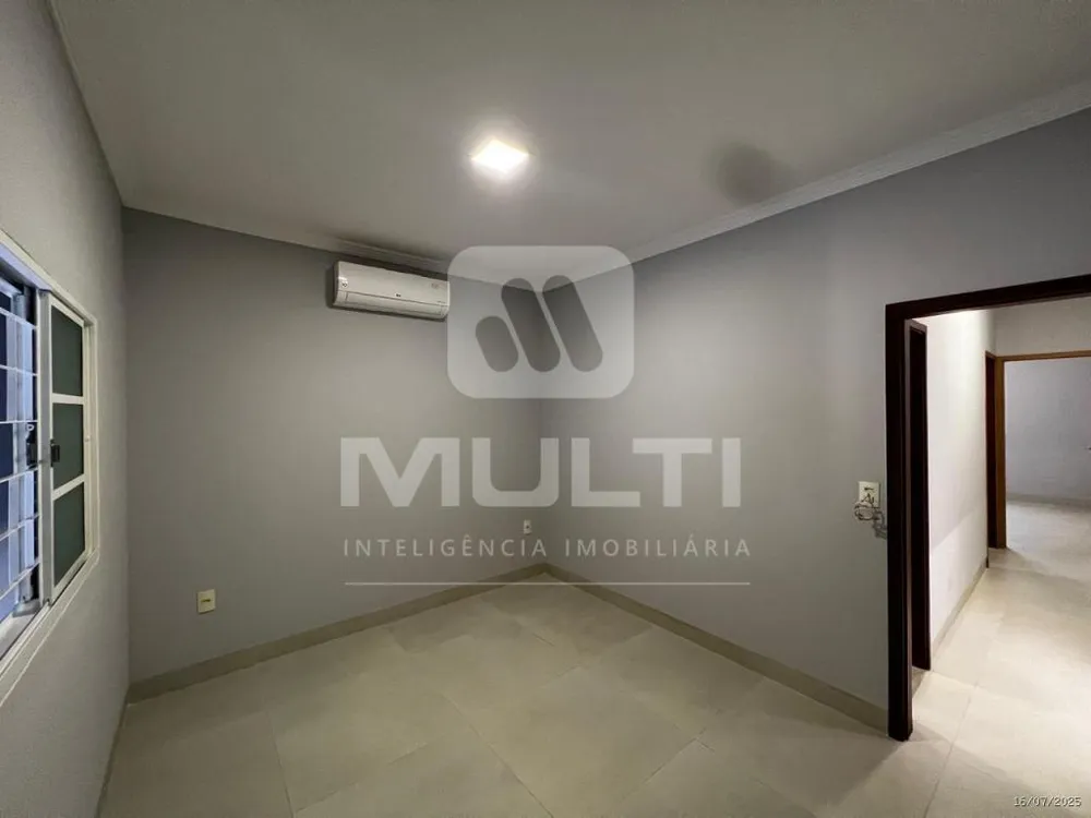 Casa, 3 quartos, 180 m² - Foto 2