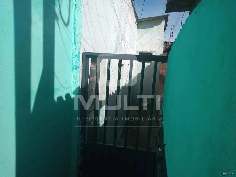 Casa, 6 quartos, 220 m² - Foto 2