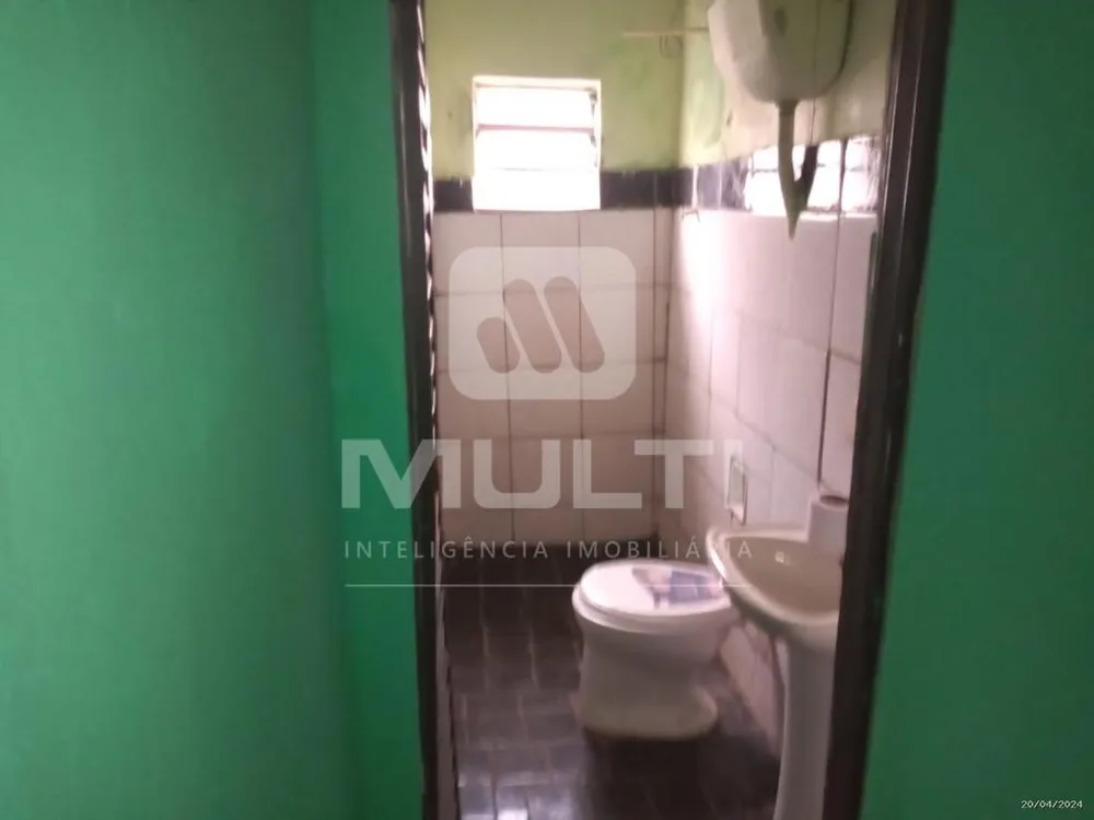Casa, 6 quartos, 220 m² - Foto 3