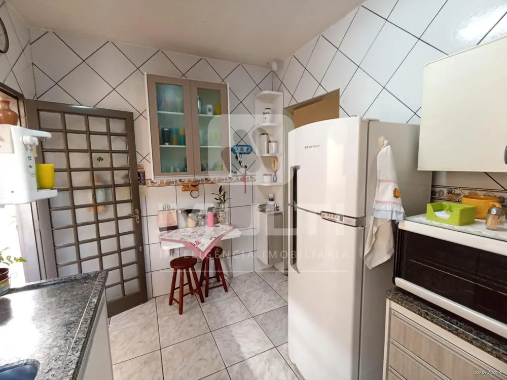 Casa, 3 quartos, 123 m² - Foto 2