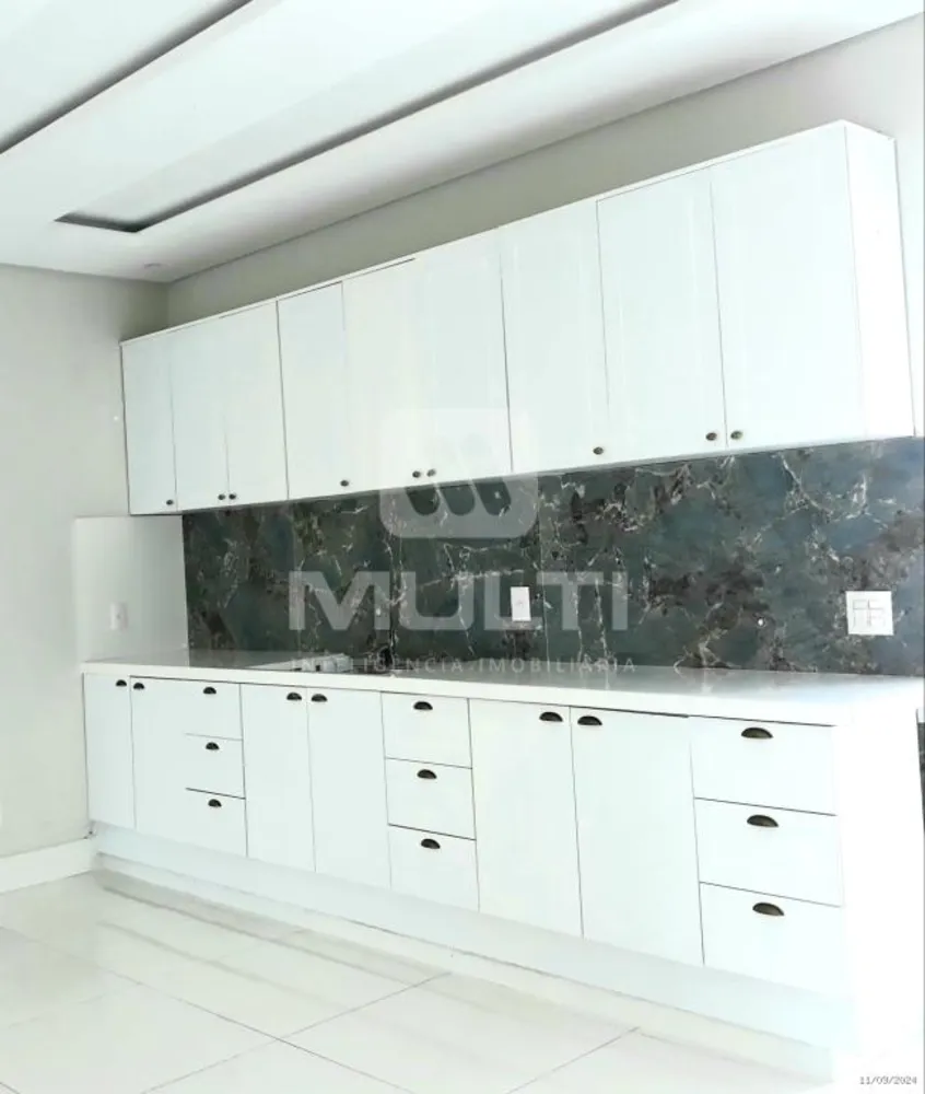 Casa, 3 quartos, 180 m² - Foto 4