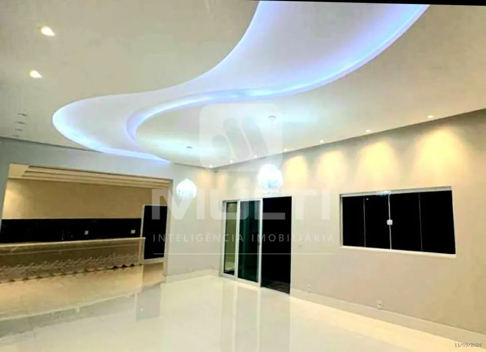 Casa, 3 quartos, 180 m² - Foto 1