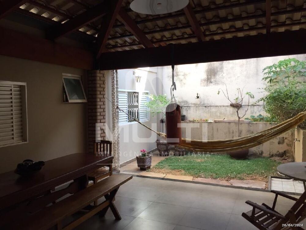 Casa, 6 quartos, 400 m² - Foto 1