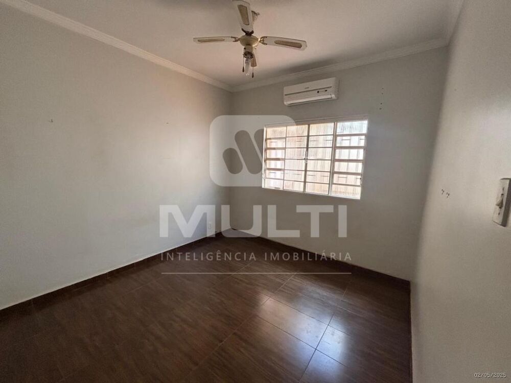 Casa, 4 quartos, 269 m² - Foto 6