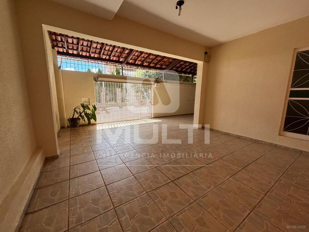Casa, 4 quartos, 269 m² - Foto 3