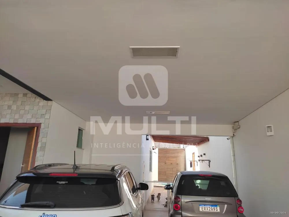 Casa, 4 quartos, 289 m² - Foto 2