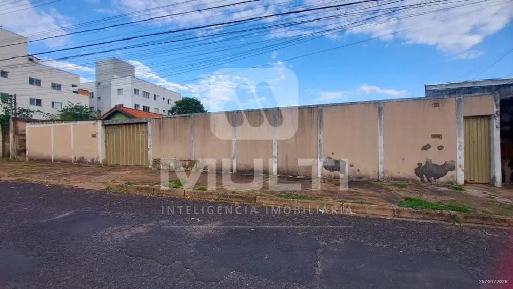 Terreno, 1 m² - Foto 1