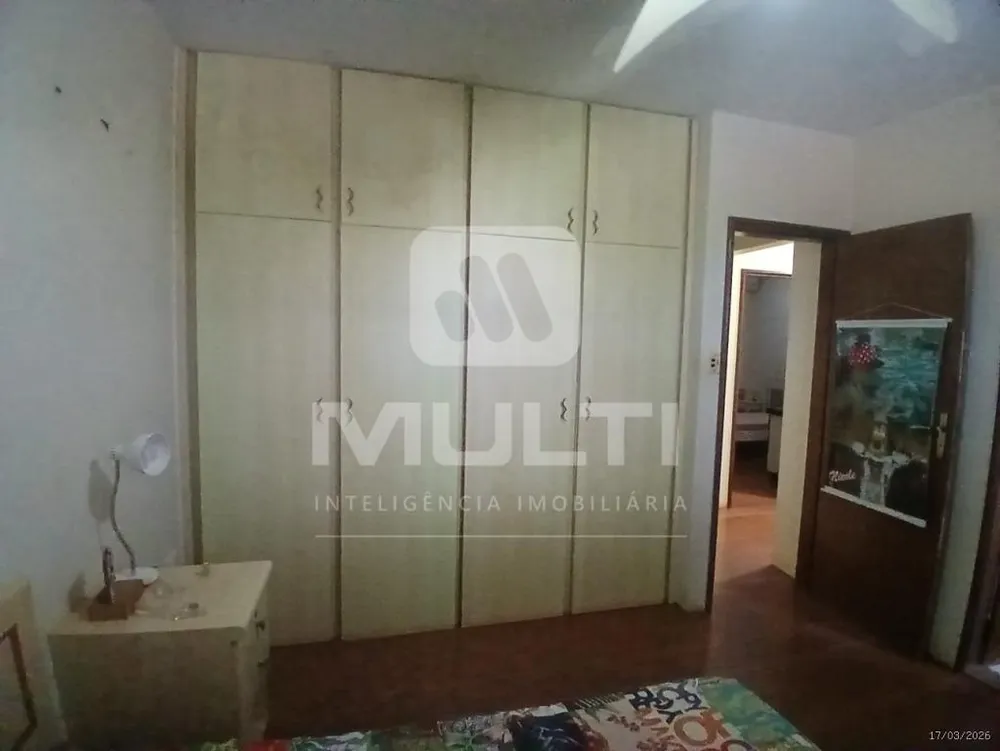 Casa, 4 quartos, 364 m² - Foto 1