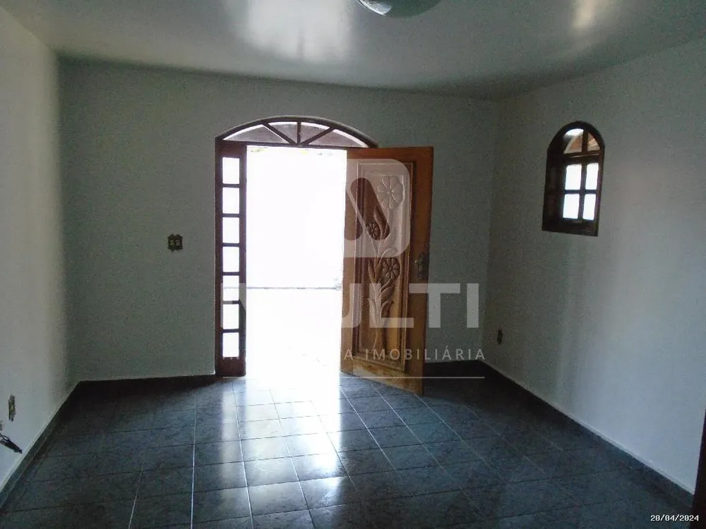 Casa, 3 quartos, 224 m² - Foto 1