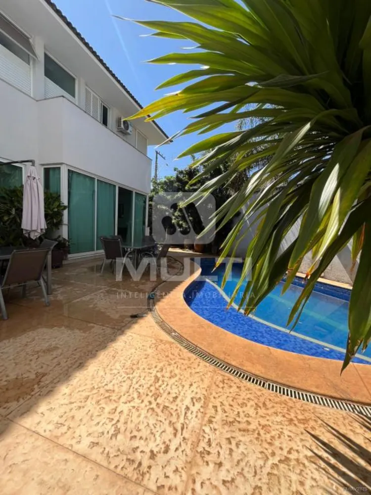 Casa, 4 quartos, 377 m² - Foto 3
