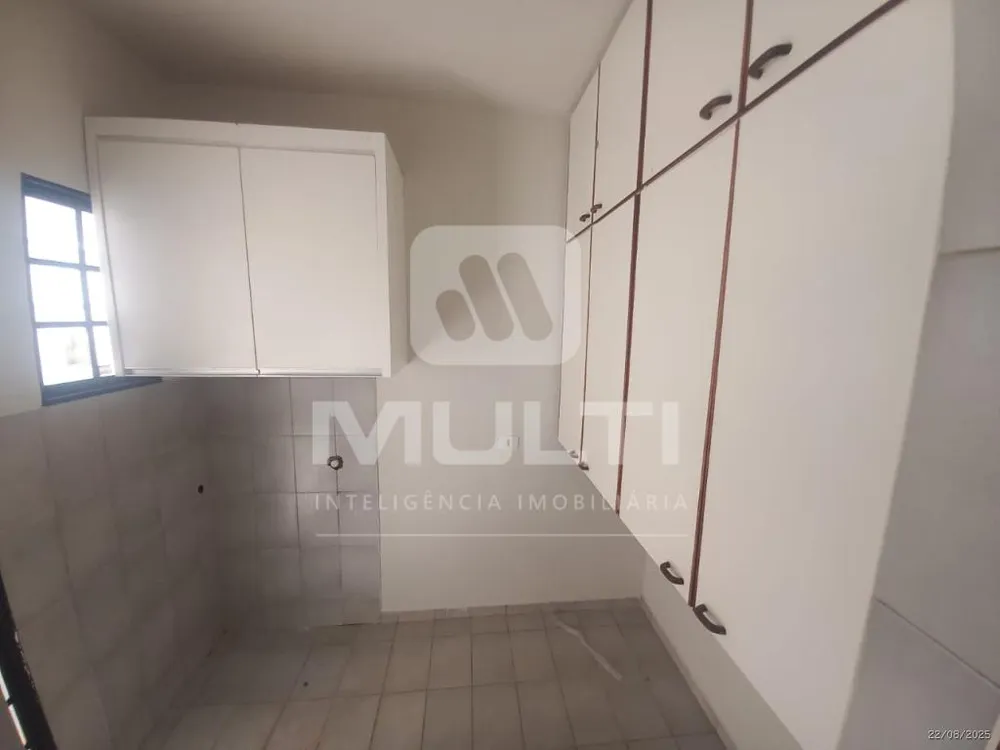 Casa, 3 quartos, 220 m² - Foto 9
