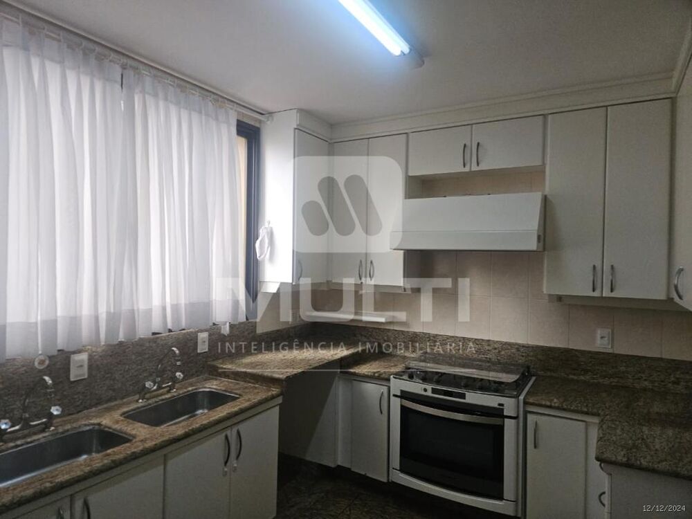 Apartamento à venda com 1 quarto, 338m² - Foto 3