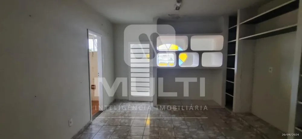 Casa, 3 quartos, 301 m² - Foto 3