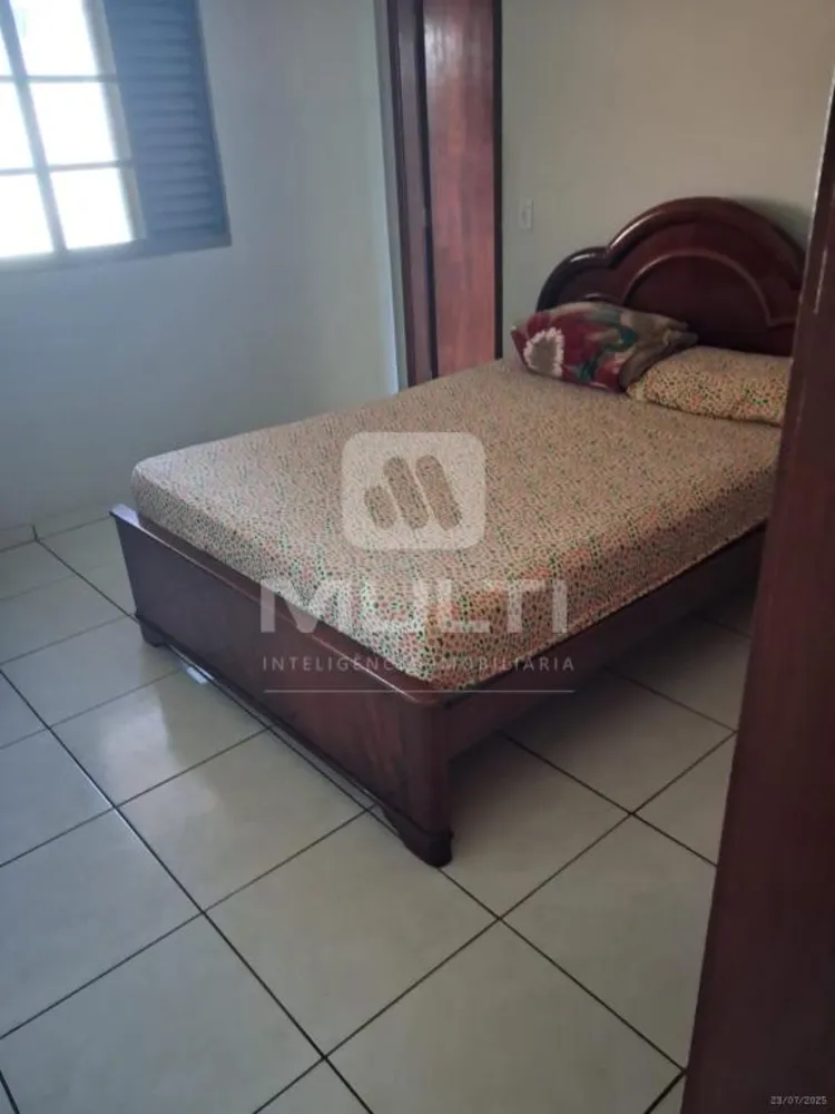 Casa, 3 quartos, 157 m² - Foto 2