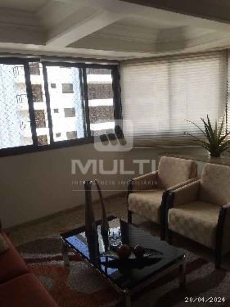 Apartamento, 4 quartos, 208 m² - Foto 1