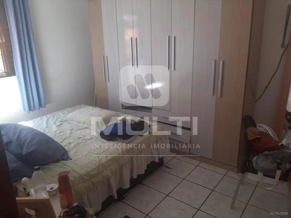 Casa, 5 quartos, 180 m² - Foto 1