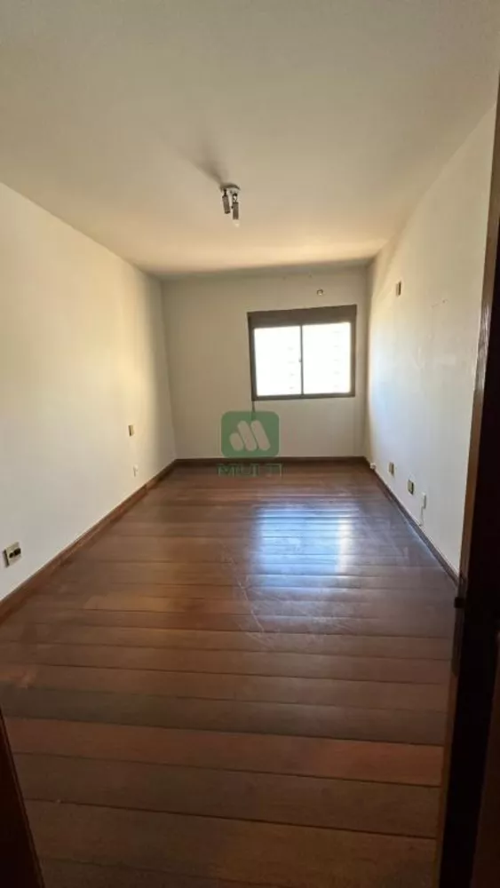 Apartamento à venda com 5 quartos, 264m² - Foto 14